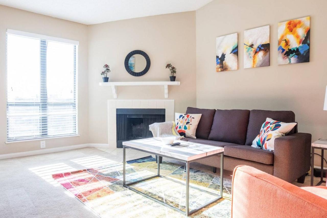 Colorful + Spacious 2Br | Near Spectrum + Stadium Charlotte Exterior foto